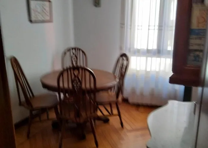 El Canton * San Vicente De La Barquera